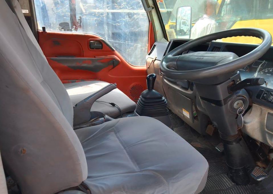 2007 Isuzu NPR