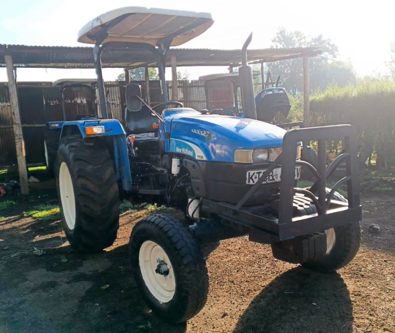 New Holland TT55