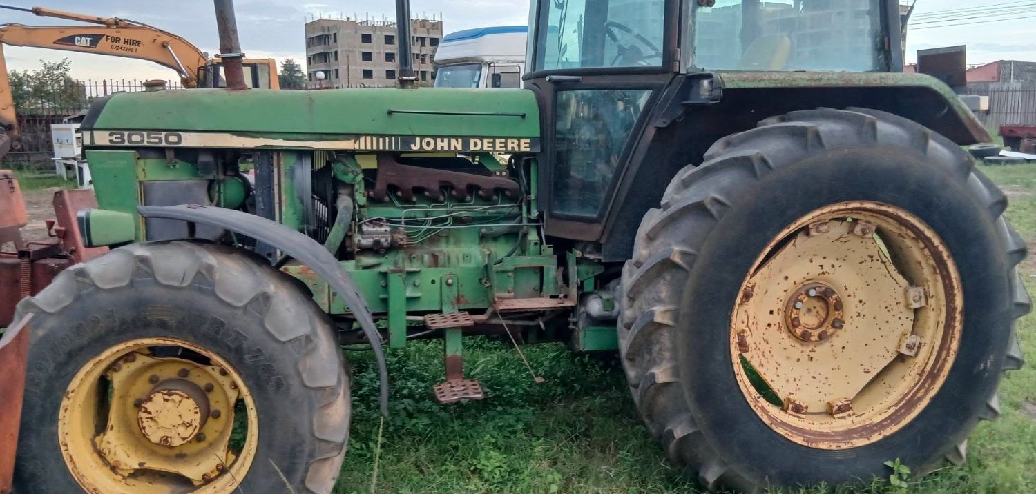 John DEERE 3050 on sale at 2 million 