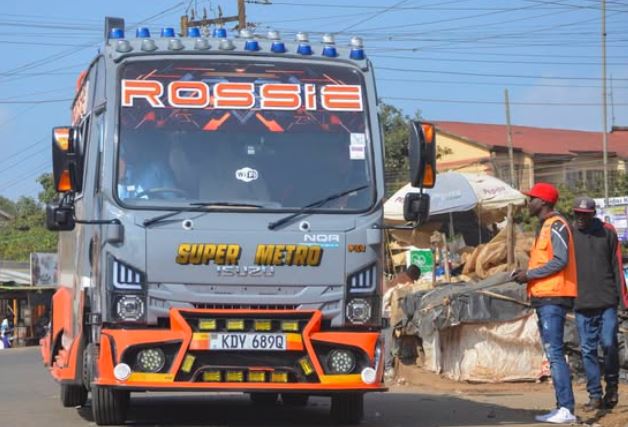 How Much Does a Matatu Make in Kenya? 14-Seater Daily Income, Expenses & Owner Profits (2026)