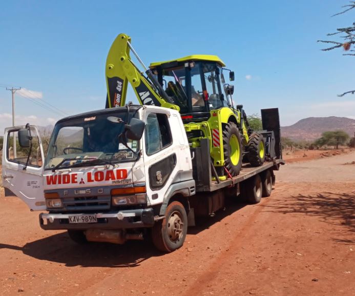 Heavy Equipment Tender in Kenya (2026): Lowbeds, Cranes & Forklifts Required for Turkana Project