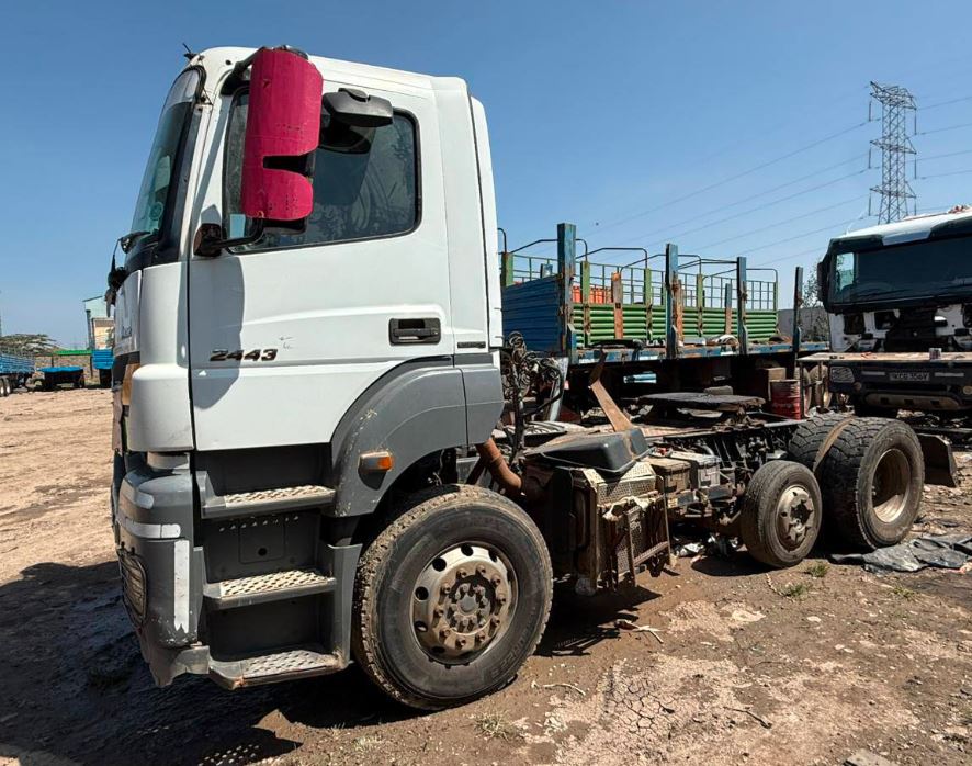 Mercedes‑Benz Axor 2443 KCV mp3 photo