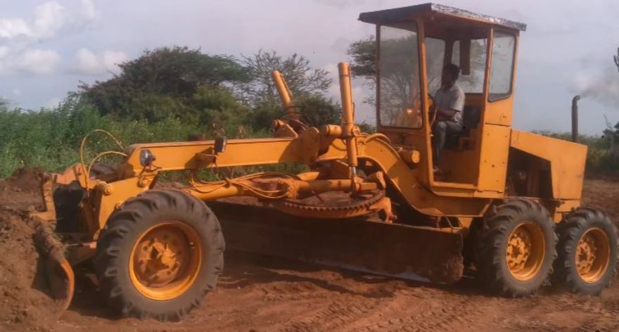 Affordable Motor Grader for Sale in Kenya – KES 1.9M | Ready for Road Works photo