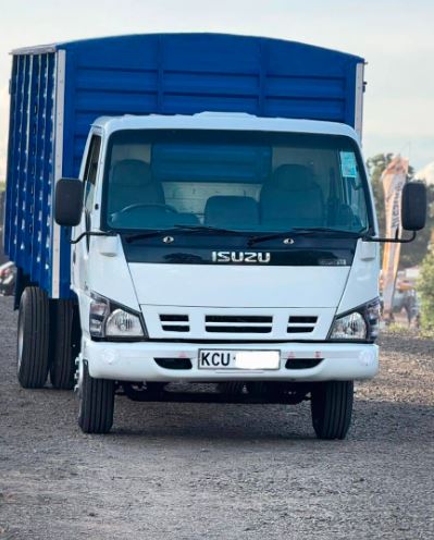 Isuzu NPR Covered Body Truck for Sale in Kenya (2019) – Clean Diesel KES Best Deal photo