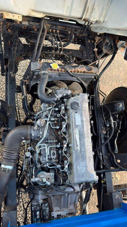 Isuzu NPR Covered Body Truck for Sale in Kenya (2019) – Clean Diesel KES Best Deal photo