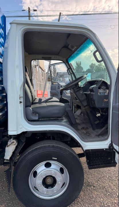 Isuzu NPR Covered Body Truck for Sale in Kenya (2019) – Clean Diesel KES Best Deal photo