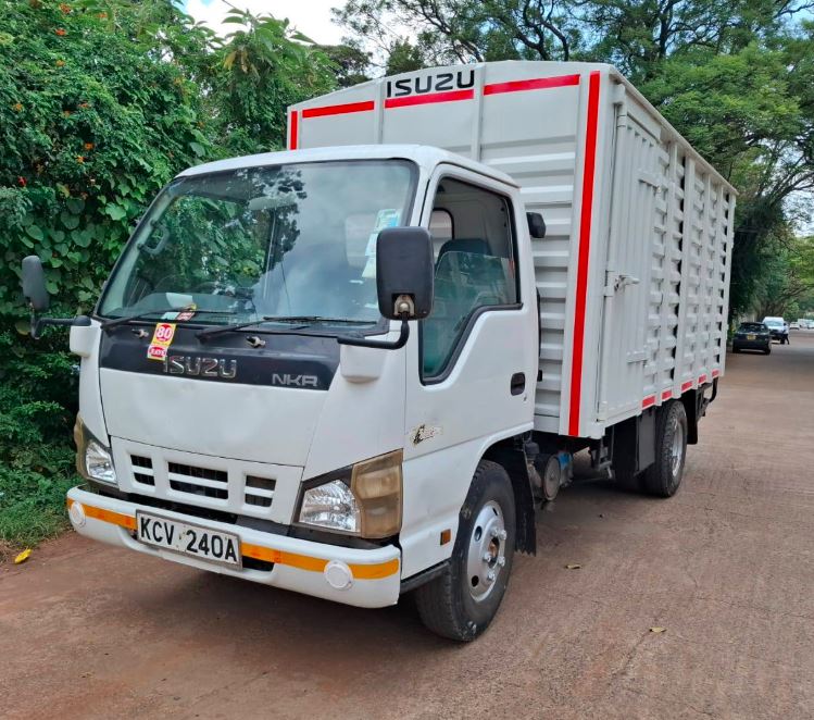 Isuzu NKR Truck for Sale in Kenya (2019) – Locally Assembled Clean KES Best Deal photo