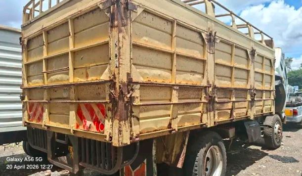 Isuzu FSR Truck for Sale in Kenya (2018) – Clean Diesel KES 3.8M photo