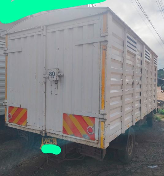 Isuzu NKR Truck for Sale in Kenya (2017) – Clean Diesel KES 1.65M photo