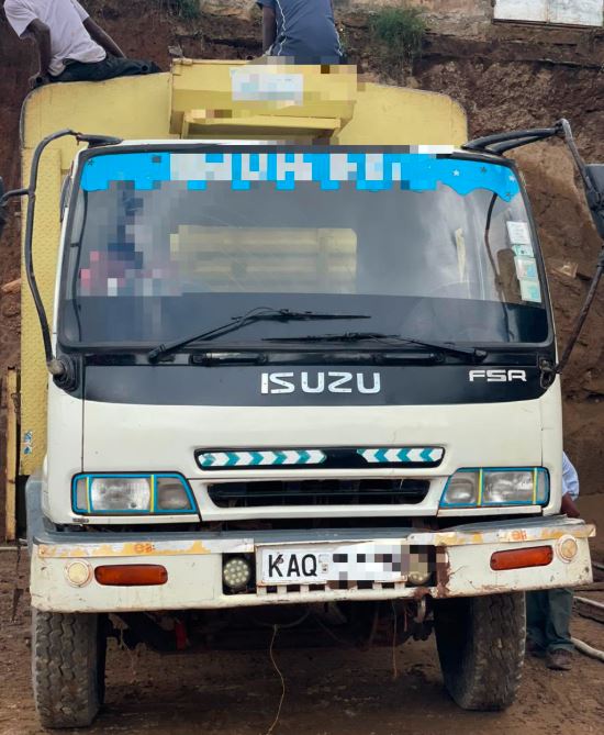 Isuzu FSR Truck for Sale in Kenya (2005) – Clean Diesel KES 1.9M