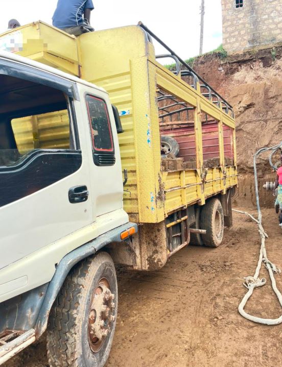 Isuzu FSR Truck for Sale in Kenya (2005) – Clean Diesel KES 1.9M photo