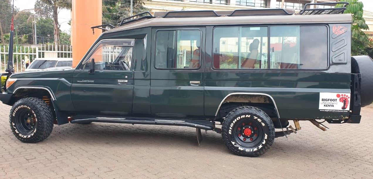 Safari Van Hire in Kenya – Land Cruiser 7-Seater (From KSh 30,000/Day)