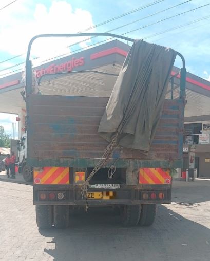 Scania P360 Truck & Trailer for Sale in Kenya – 360HP Double Diff | KSh 4.1M photo