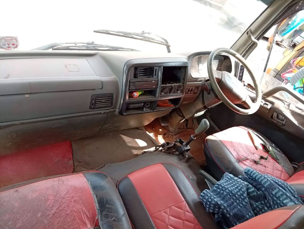 2002 Mitsubishi Fuso Fighter FK71HJ2 Truck for Sale in Kenya – 8200cc Automatic | KSh 850K photo