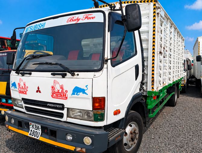 2002 Mitsubishi Fuso Fighter FK71HJ2 Truck for Sale in Kenya – 8200cc Automatic | KSh 850K photo