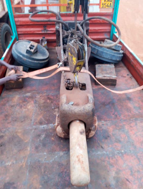 30 Ton Excavator Rock Breaker for Sale in Kenya – Heavy Duty Hydraulic Hammer at KSh 650,000