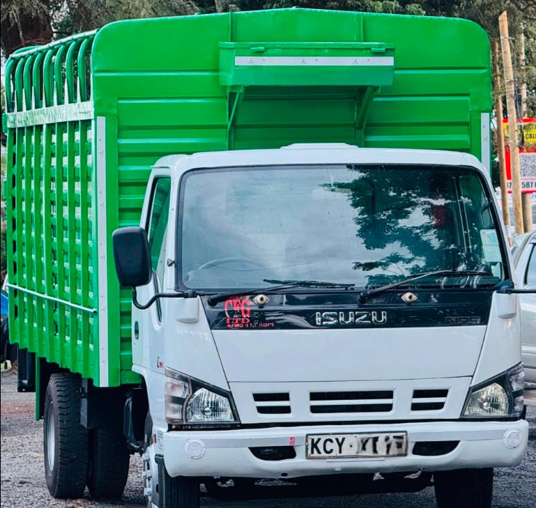 2020 Isuzu NPR 8 Ton Open Body Truck for Sale in Kenya – Clean & Reliable at KES 2.75M