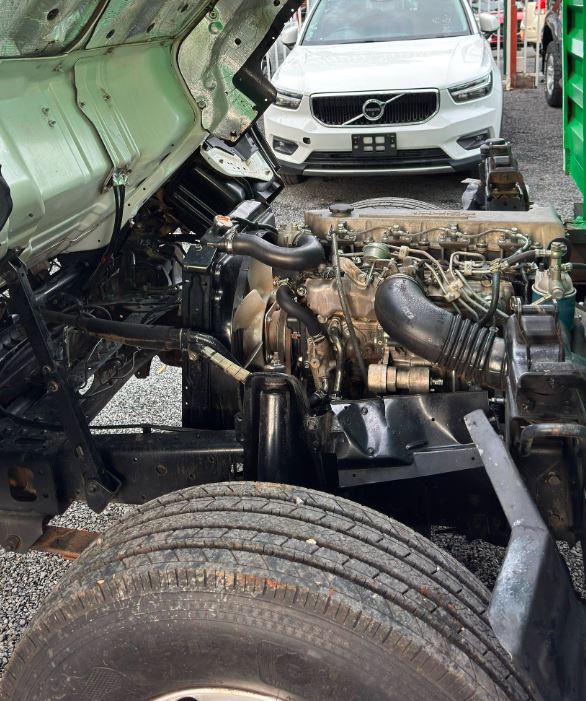 2020 Isuzu NPR 8 Ton Open Body Truck for Sale in Kenya – Clean & Reliable at KES 2.75M photo