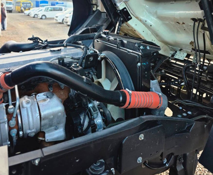 2022 Isuzu FVR 90 for Sale in Kenya – Low Mileage, Clean KDK High Sided Truck photo