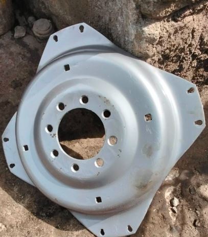 New Holland TT Tractor Center Plate for Sale in Nakuru – Clutch Housing Plate KES 25,000 in NAKURU