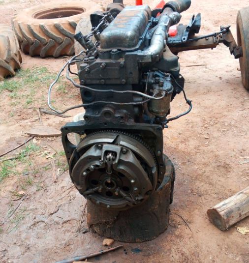 MF 290 Engine & Spare Parts for Sale in Kenya | Gearbox, Diff Housing & Hydraulic Cover Prices photo