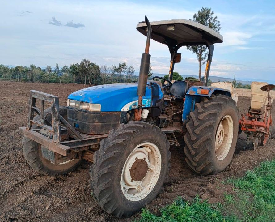 New Holland TT75 Tractor for Sale in Kenya (Ksh 1.8M) | 75HP Farm Tractor