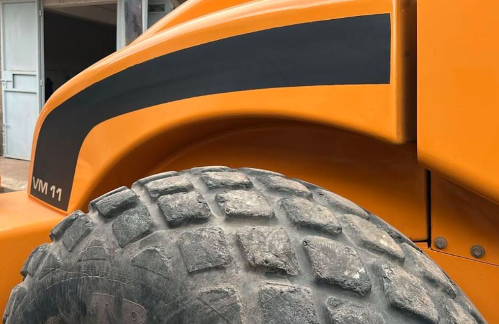 2009 JCB VM115 Roller 11 Ton for Sale in Kenya – KES 5.7M photo