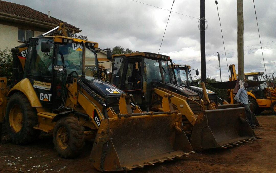 CAT 432E Backhoe Loader for Hire in Kenya – KES 6,500/Hour | Affordable Excavation Services