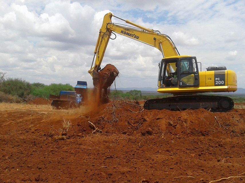 Excavator Hire in Nairobi – Komatsu PC200 Excavator Rental (KES 4,500/Hour) photo