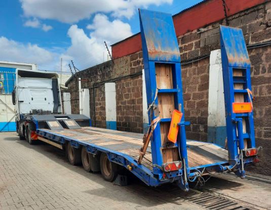 Low Loader for Hire in Kenya – Abnormal Load & Heavy Machinery Transport (6 to 8 Axle Options Available)