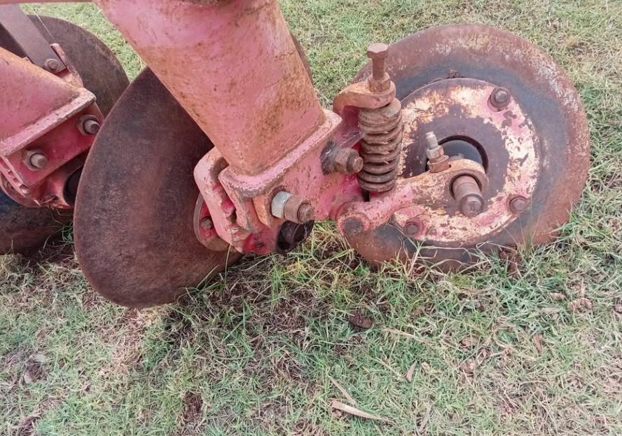 Massey Ferguson 2 Disc Plough for Sale photo