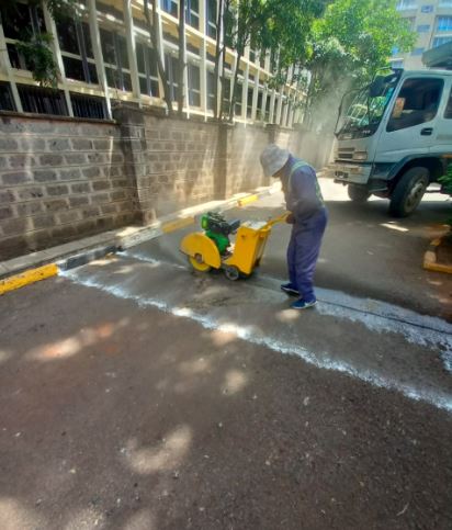 Concrete & Asphalt Cutter Hire in Kenya – Road Cutting Machine photo