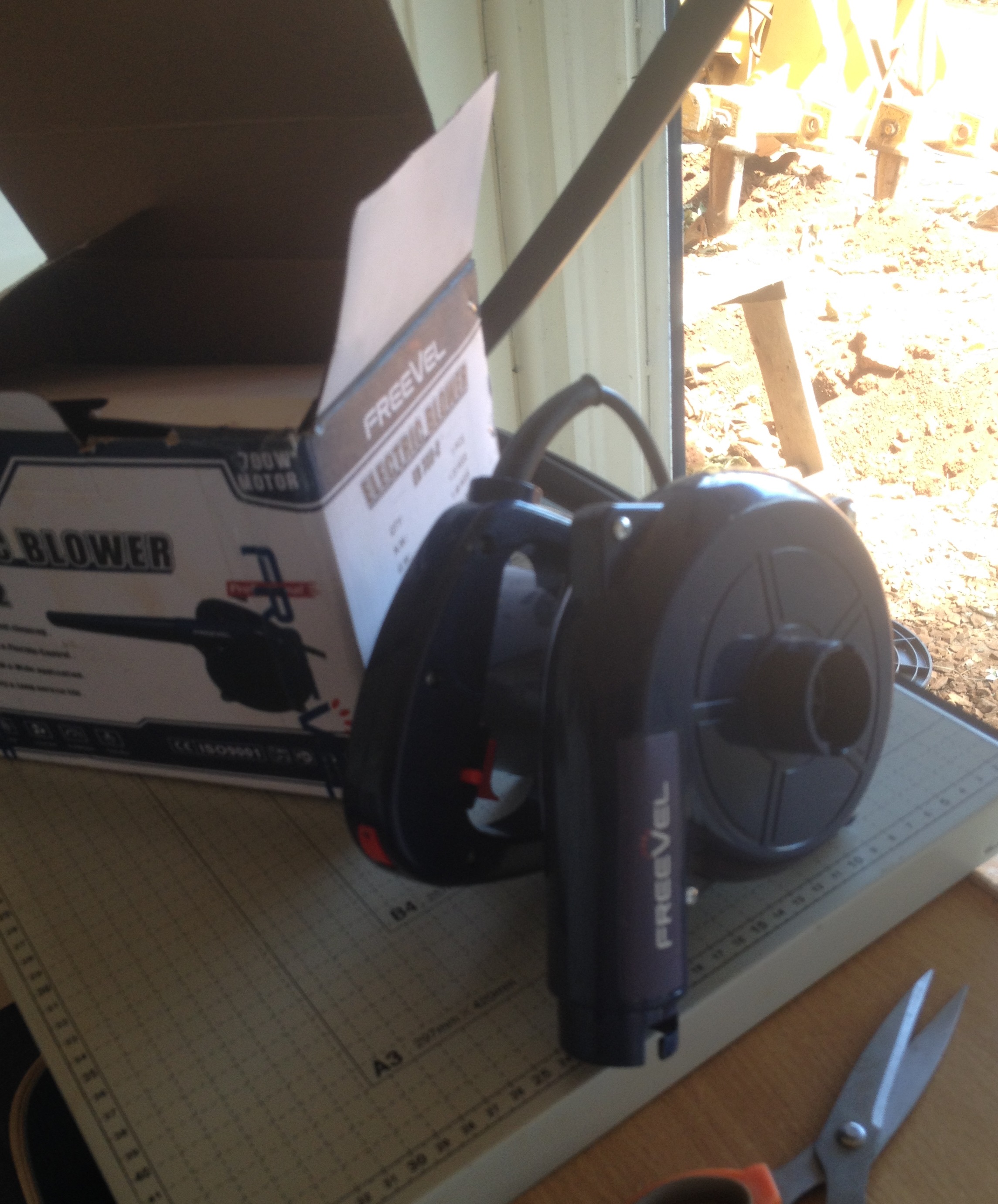 700W Electric Blower for Hire in Nairobi, Roysambu & Marurui photo