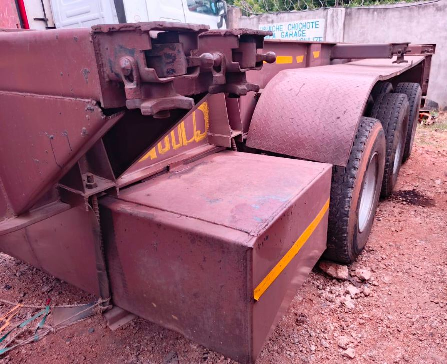 Bhachu Skeleton Trailer ZG for Sale in Kenya – Heavy Duty Container Chassis Ksh 2.15M photo