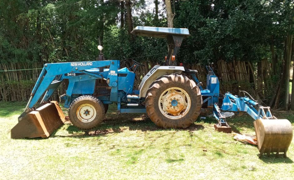 New Holland 3415 Tractor with Front Loader & Backhoe for Sale in Kenya – Heavy Duty Farm & Construction Tractor
