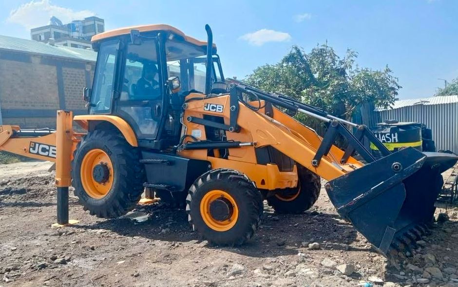 JCB 3DX Backhoe Loader for Sale in Kenya (2019 Model) – Refurbished JCB 3DX Nairobi, 7000 Hours in Nairobi