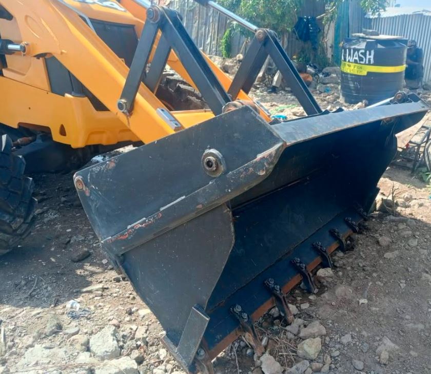 JCB 3DX Backhoe Loader for Sale in Kenya (2019 Model) – Refurbished JCB 3DX Nairobi, 7000 Hours photo