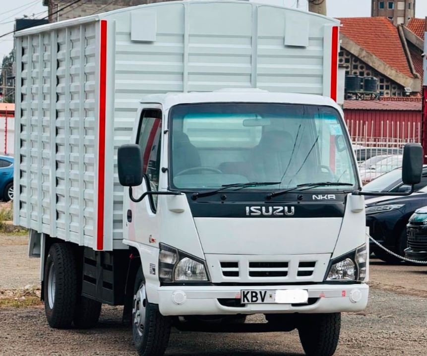 Isuzu ELF NKR 2012 Cover Body Truck for Sale in Kenya – 5 Ton, Clean & Fuel Efficient | KSh 1.65M
