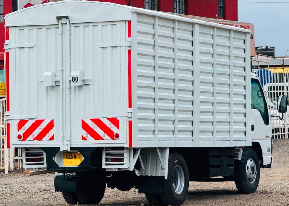 Isuzu ELF NKR 2012 Cover Body Truck for Sale in Kenya – 5 Ton, Clean & Fuel Efficient | KSh 1.65M photo
