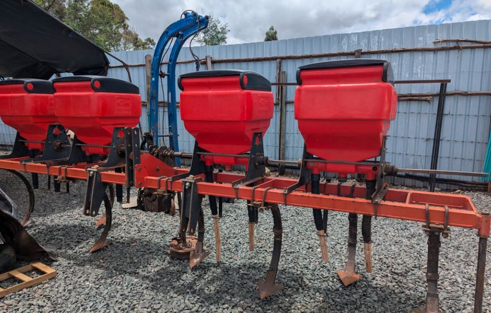 Baldan Fertilizer Applicator for Sale in Kenya – KES 600K | Multi-Row Planter photo