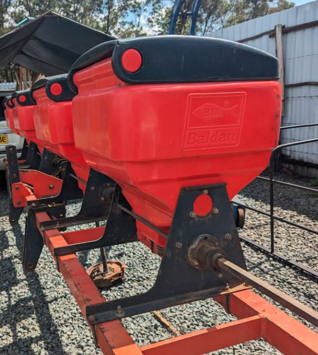 Baldan Fertilizer Applicator for Sale in Kenya – KES 600K | Multi-Row Planter photo
