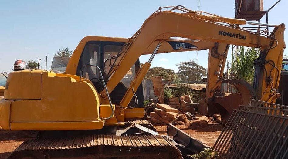 2010 Komatsu Excavator for Sale in Nairobi – Reliable Earthmoving Machine | KES 2.7M photo
