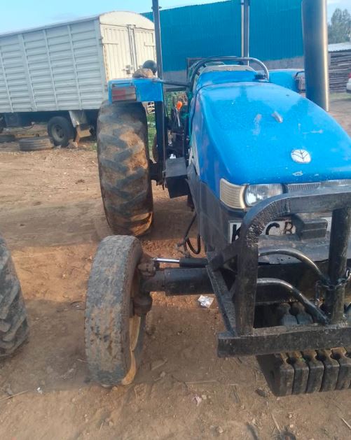 New Holland TT 55 2 Wheel Drive photo