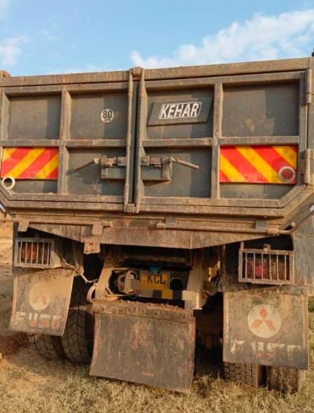 Mitsubishi Fuso mahewa mguu kumi photo