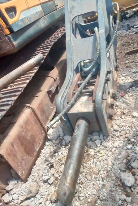 30 Ton Excavator Breaker for Sale in Kenya (2026) – Heavy Duty Hydraulic Rock Breaker KES 950K photo