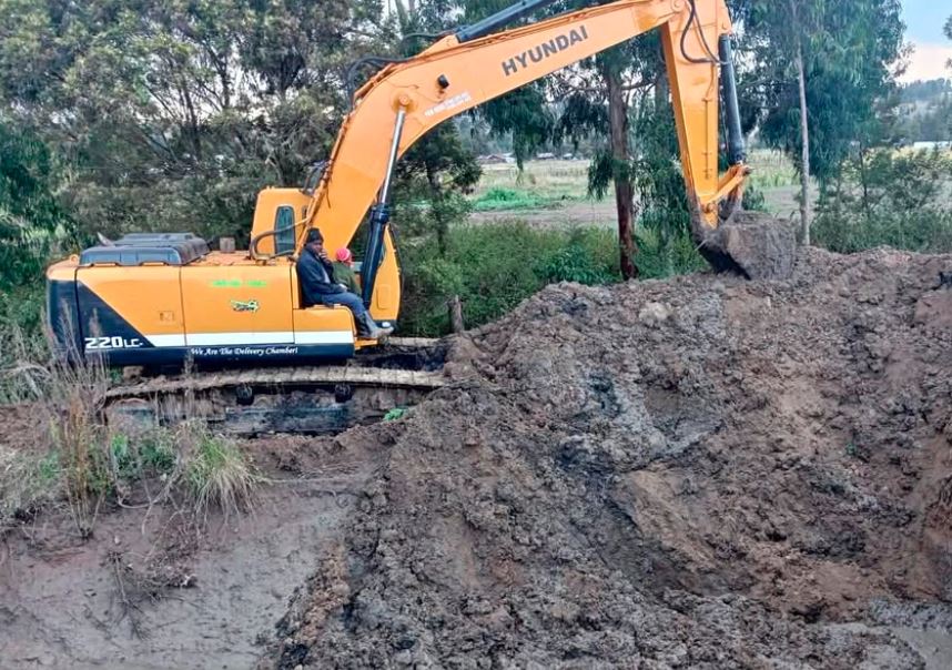 22 Ton Hyundai Excavator For Hire
