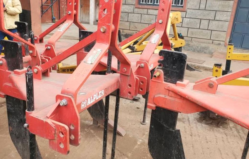 ALPLER Chisel plough photo