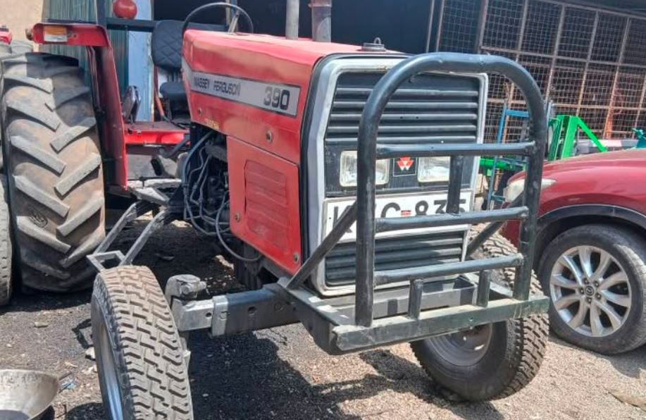 2 Wheel Drive Massey Ferguson 390 photo
