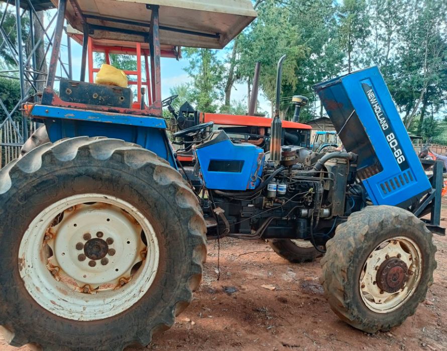 New Holland 80-66s photo