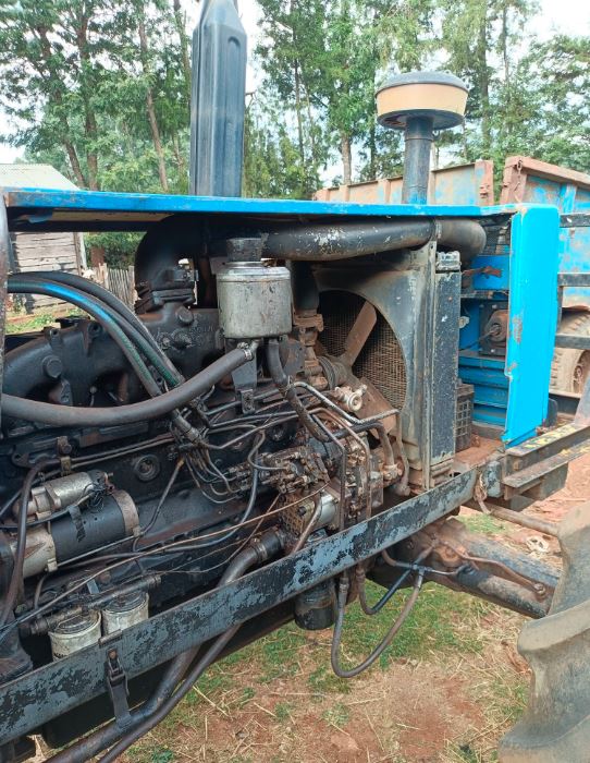 New Holland 100-90 photo